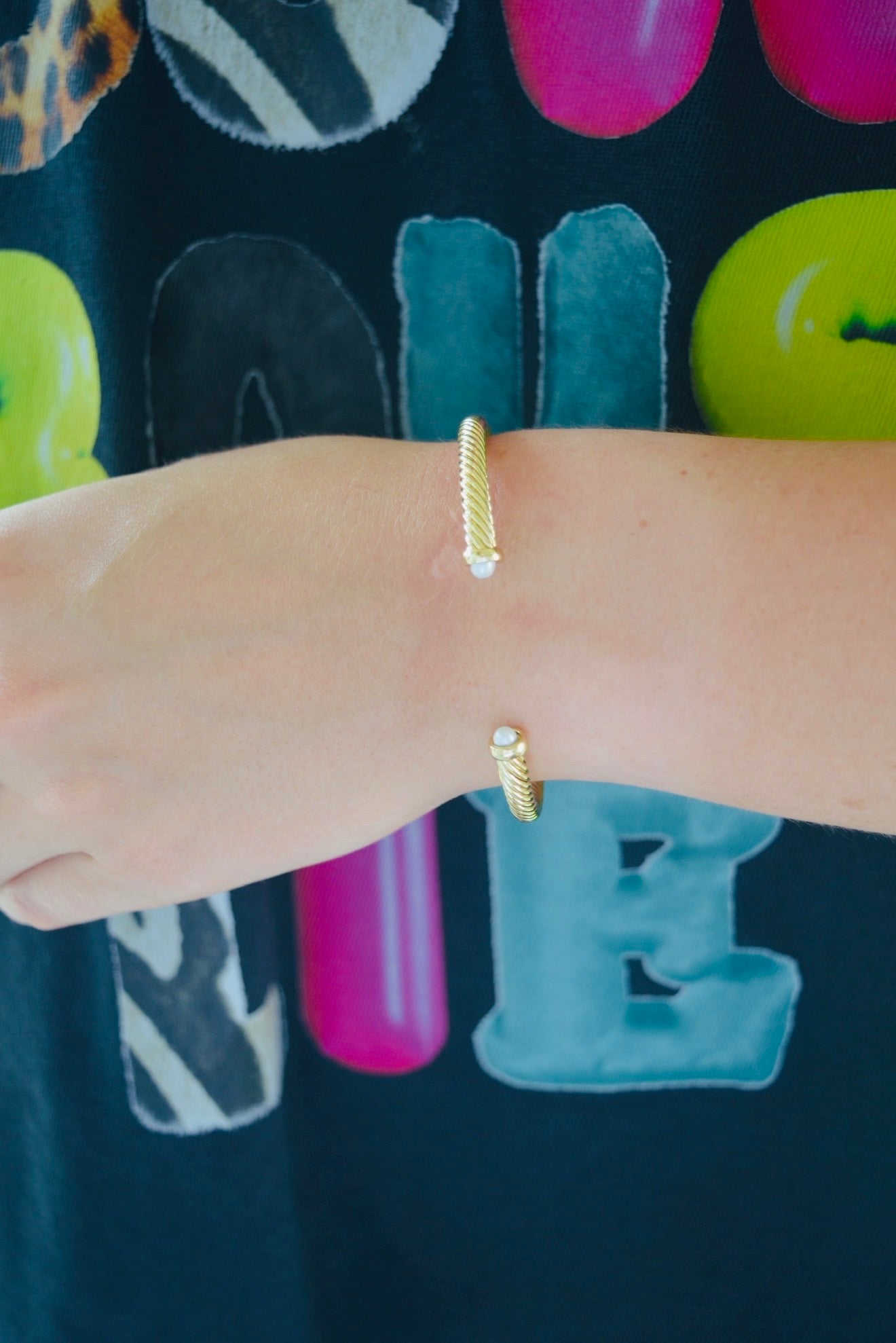 Thin Pearl & Gold Cuff