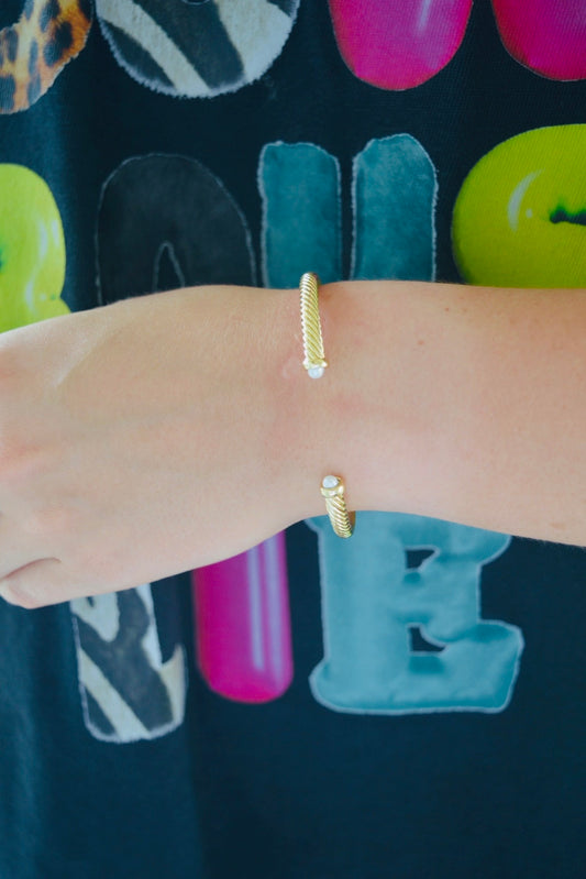 Thin Pearl & Gold Cuff