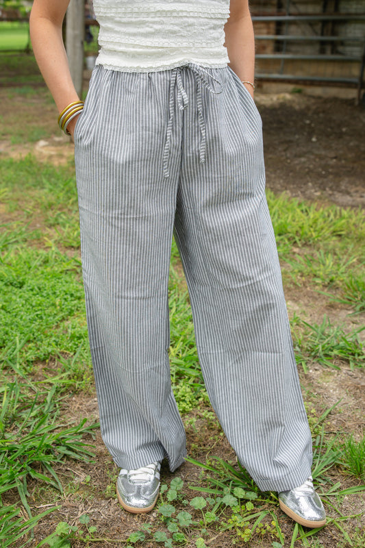 Striped Wide Leg Cropped Pants